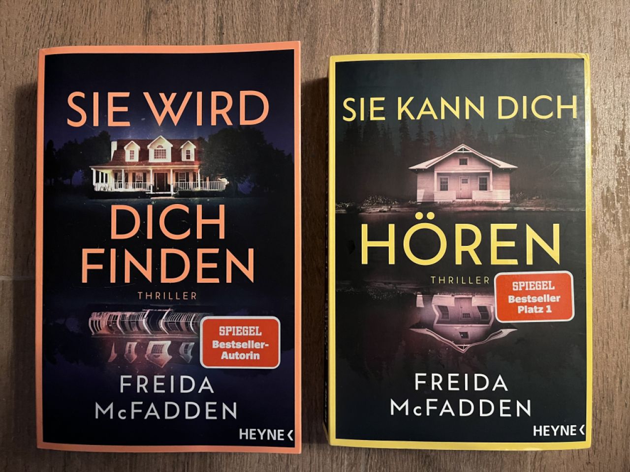 2 Bücher von Freida McFadden
