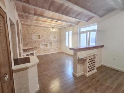 2 Etagendorfhaus mit Terrasse und Garage in Campos-- DH 31