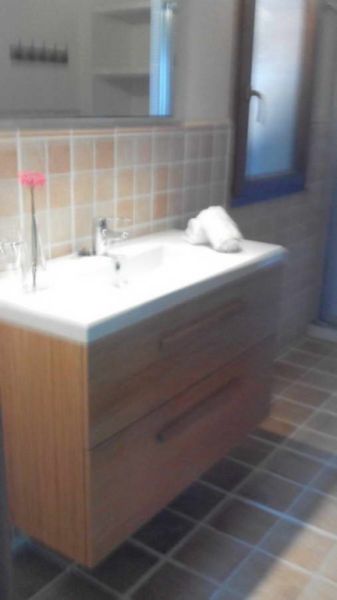 Finca de 2 plantas con piscina y pozo privado cerca de Santanyí --- F 27 VK