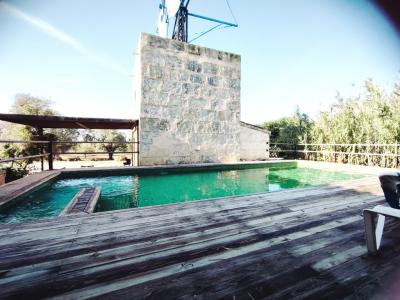 2 fincas en una sola propiedad con piscina privada, AC y chimeneas cerca de Campos -- F 92 a + b WT