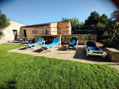 2 fincas en una sola propiedad con piscina privada, AC y chimeneas cerca de Campos -- F 92 a + b WT