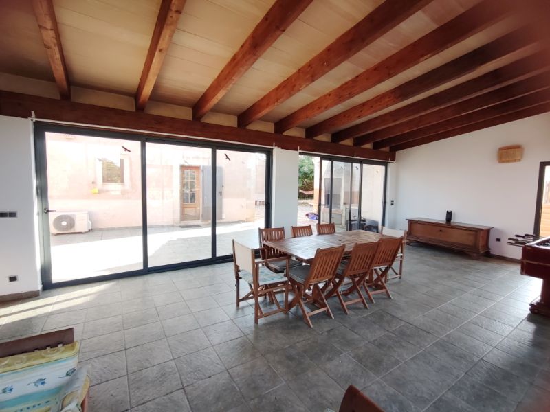 2 fincas en una sola propiedad con piscina privada, AC y chimeneas cerca de Campos -- F 92 a + b WT