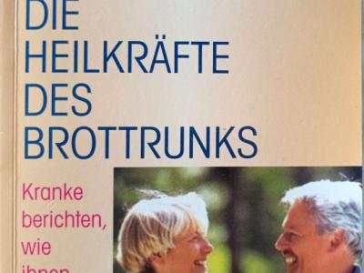 2 Gesundheitsbücher  günstig abzugeben  KETO Prinzip und Brottrunk