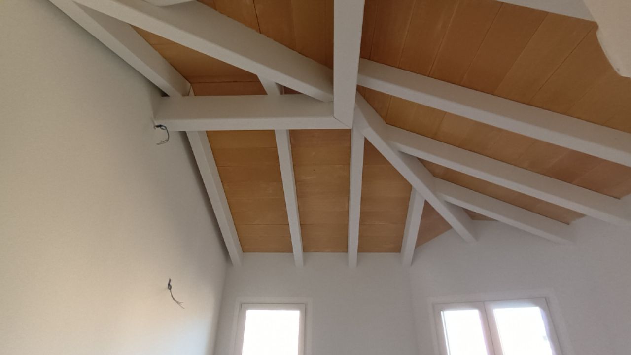 2 NEUBAUREIHENHÄUSER  in Es LLombards mit Innenhof -- RH 35 a + b