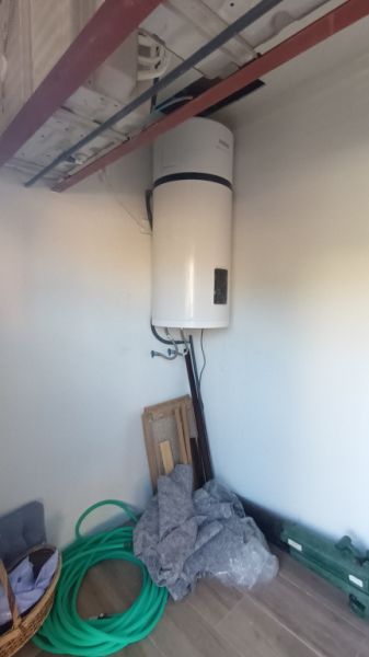 2 NEUBAUREIHENHÄUSER  in Es LLombards mit Innenhof -- RH 35 a + b