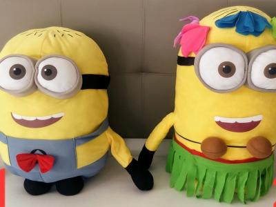 2 huge Minions for sale LIKE NEW