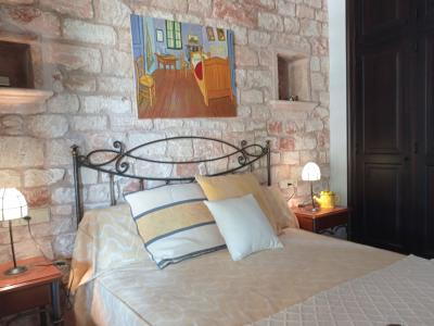 Finca de 2 plantas con Sep. Apartamento de invitados y hermoso jardín cerca de Ses Salines -- F 62 V