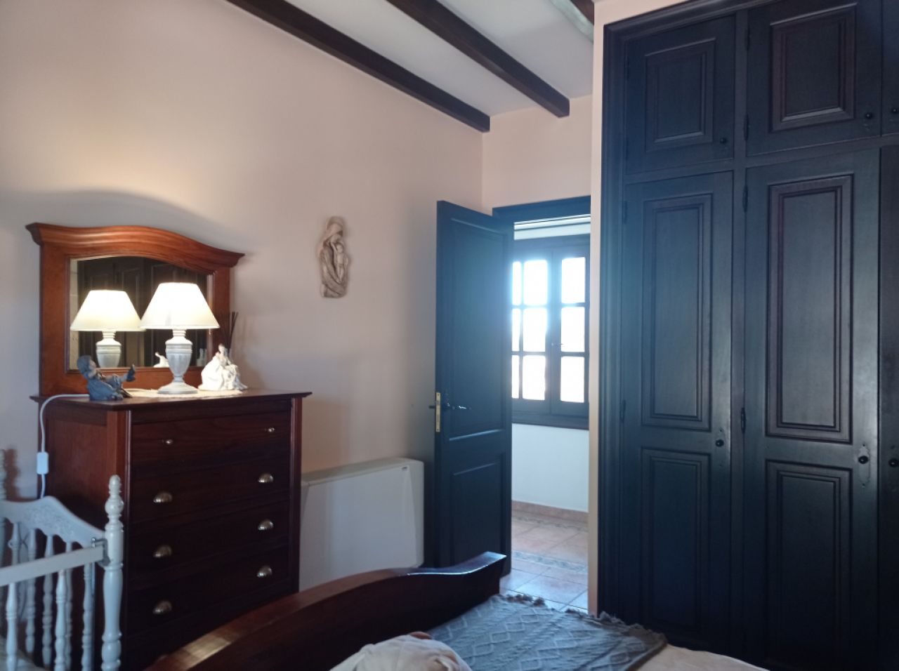 Finca de 2 plantas con Sep. Apartamento de invitados y hermoso jardín cerca de Ses Salines -- F 62 V