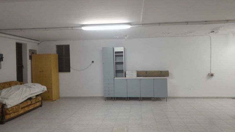 Finca de 2 plantas con Sep. Apartamento de invitados y hermoso jardín cerca de Ses Salines -- F 62 V