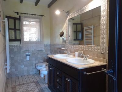 Finca de 2 plantas con Sep. Apartamento de invitados y hermoso jardín cerca de Ses Salines -- F 62 V