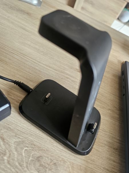 Estación de carga 3 en 1 VCVS 30W USB-C Superrápida que puede cargar 3 dispositivos simultáneamente