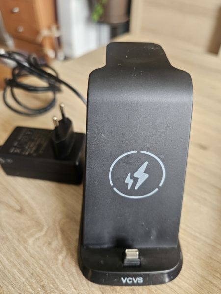 Estación de carga 3 en 1 VCVS 30W USB-C Superrápida que puede cargar 3 dispositivos simultáneamente