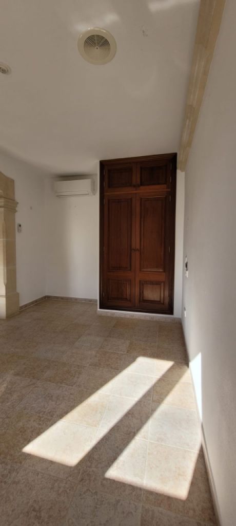 3 stöckiges Chalet mit Heizung, Pool an der Bucht von Cala Marsal -- CH 40 a