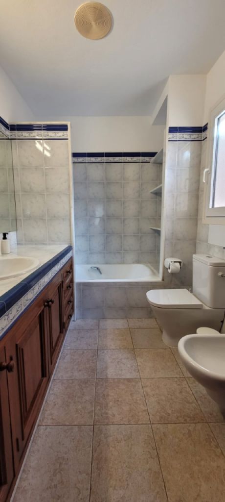 3 stöckiges Chalet mit Heizung, Pool an der Bucht von Cala Marsal -- CH 40 a