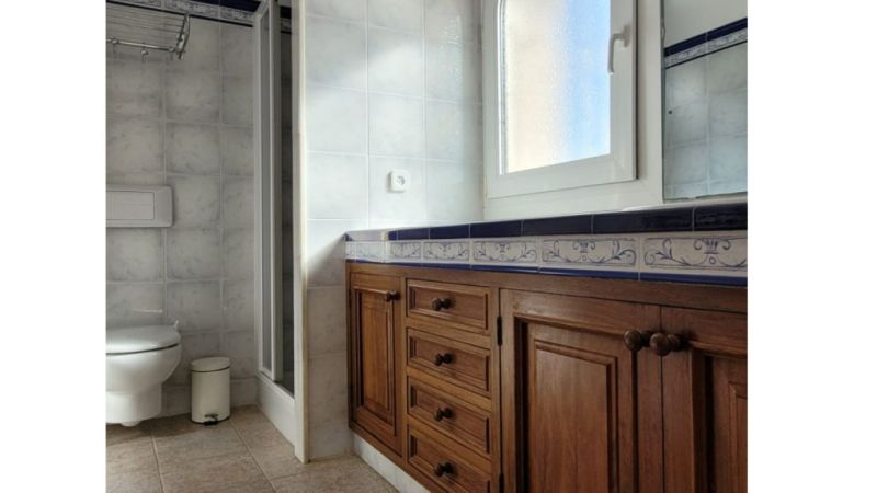 3 stöckiges Chalet mit Heizung, Pool an der Bucht von Cala Marsal -- CH 40 a