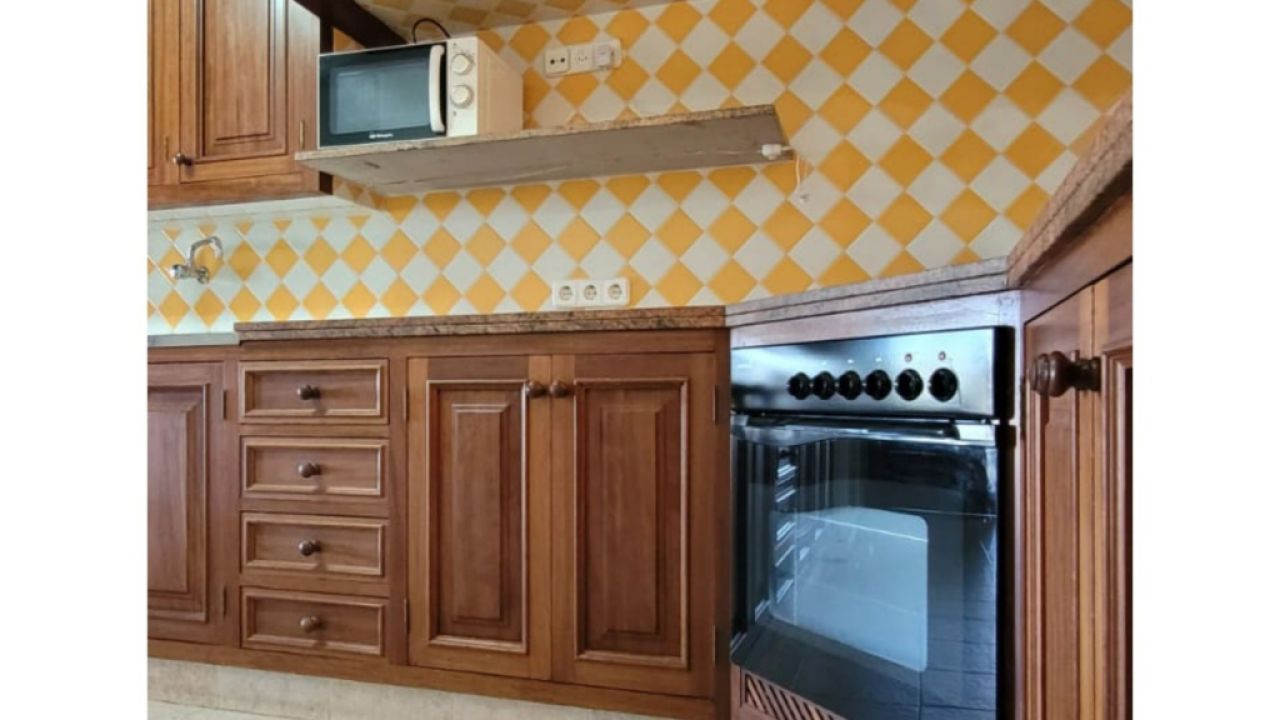 3 stöckiges Chalet mit Heizung, Pool an der Bucht von Cala Marsal -- CH 40 a