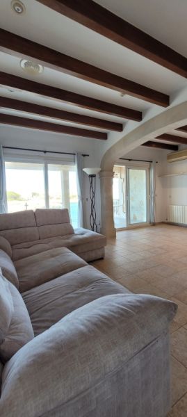 3 stöckiges Chalet mit Heizung, Pool an der Bucht von Cala Marsal -- CH 40 a