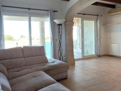 3 stöckiges Chalet mit Heizung, Pool an der Bucht von Cala Marsal -- CH 40 a