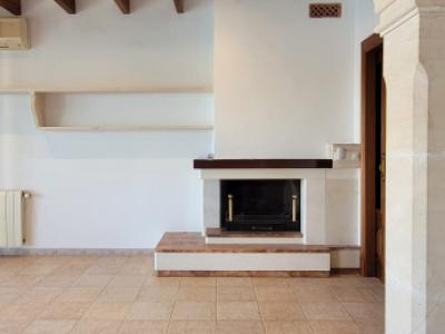 3 stöckiges Chalet mit Heizung, Pool an der Bucht von Cala Marsal -- CH 40 a