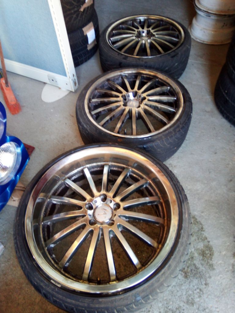 4  vercromte Aluminium Flegen Crossfire Mansorey Kompletträder