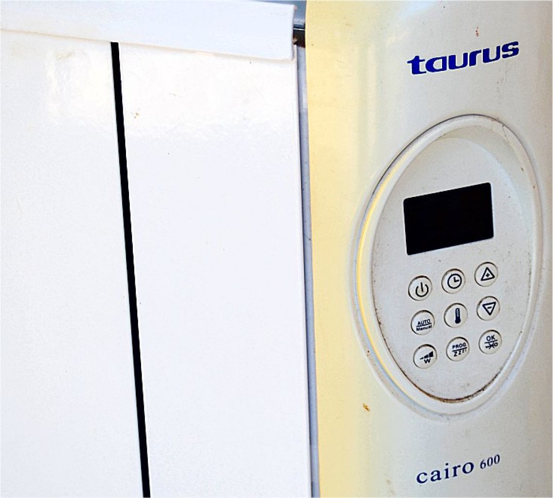 4 Wand Heizkörper ,Hersteller Taurus, Typ Cairo