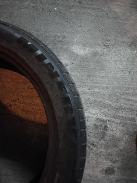 4x Neumáticos casi nuevos / apenas usados