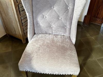 6 Stühle - Elegante Polsterstühle im Chesterfield‑Stil wie neu