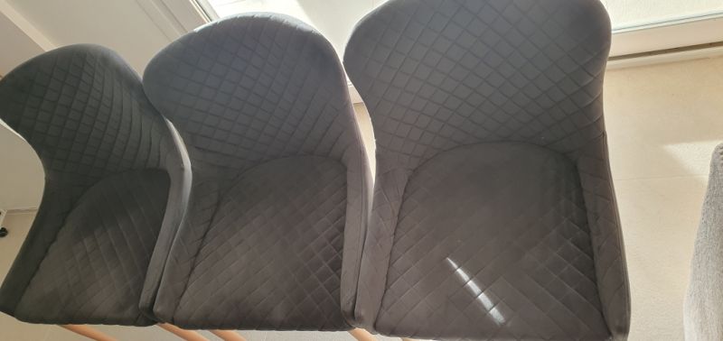 8 elegant dining chairs