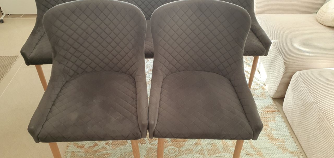 8 elegant dining chairs