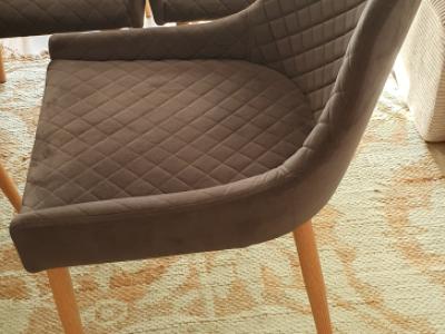 8 elegant dining chairs