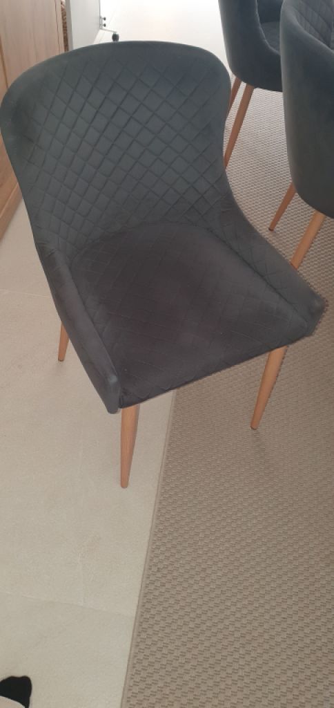 8 elegant dining chairs