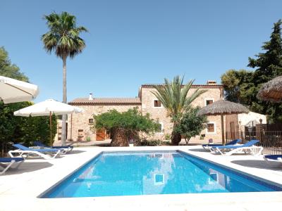 AB NOV 24 frei: Gran finca con piscina y calefacción cerca de Portocolom-- F 195