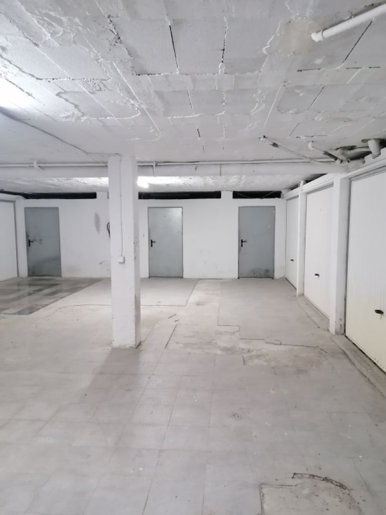 Abstellraum in Tiefgarage