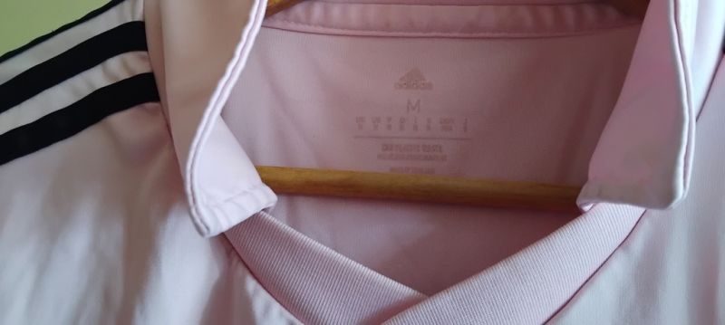 ADIDAS Camisas + Pantalones