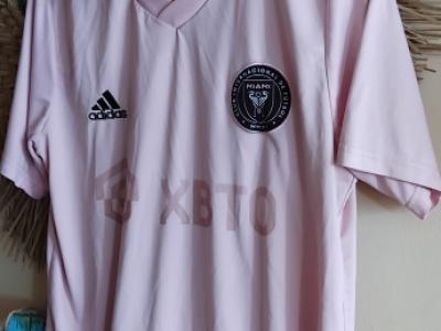 ADIDAS Camisas + Pantalones