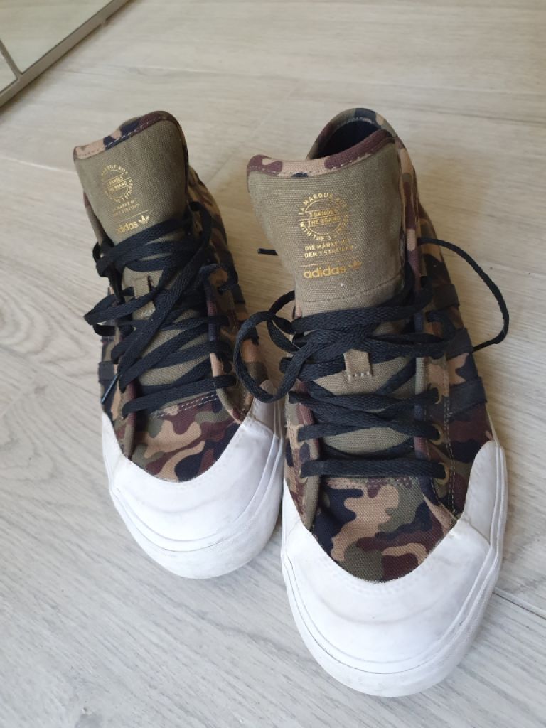 ADIDAS sneakers !!! LIKE NEW!!!