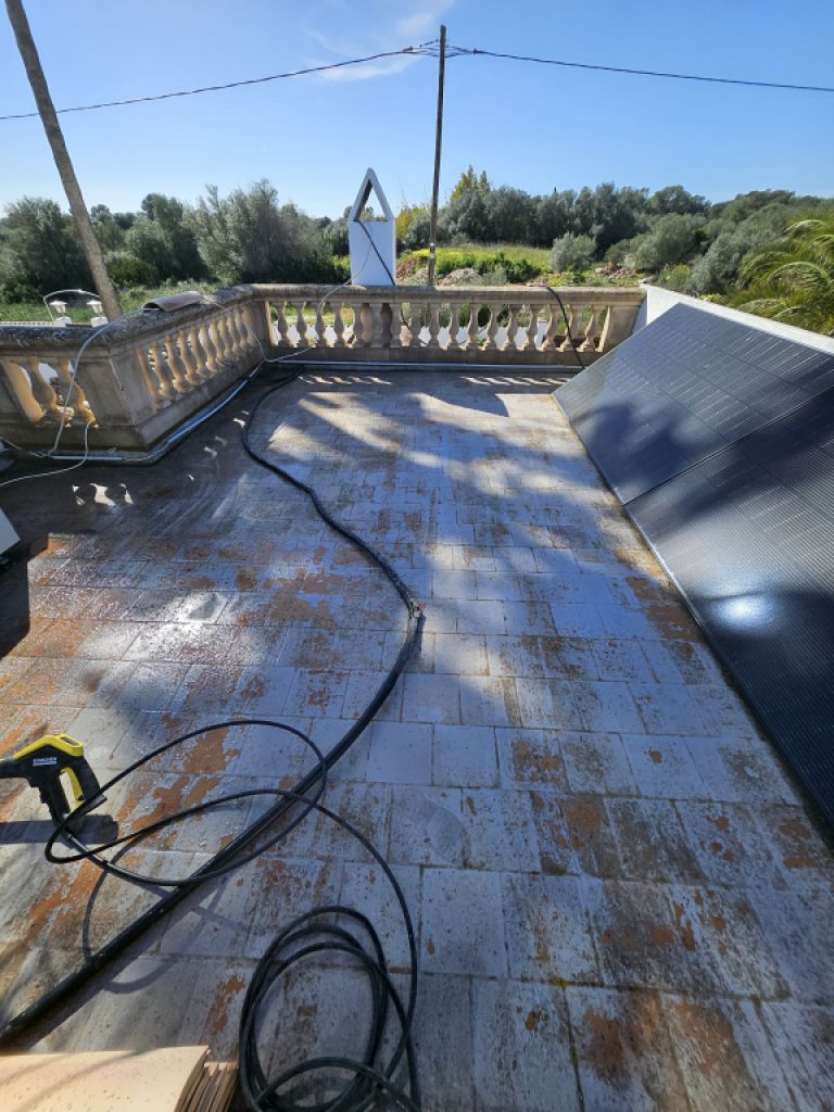 Allrounder Gärtner  bietet Hilfe im Garten