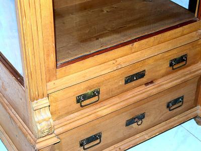 old farmer's display cabinet - spruce/larch