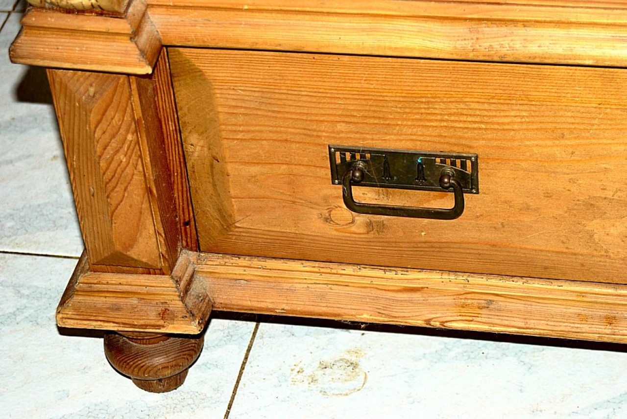 old farmer's display cabinet - spruce/larch