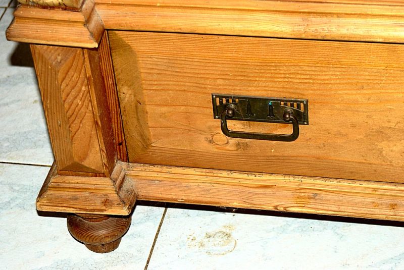 old farmer's display cabinet - spruce/larch