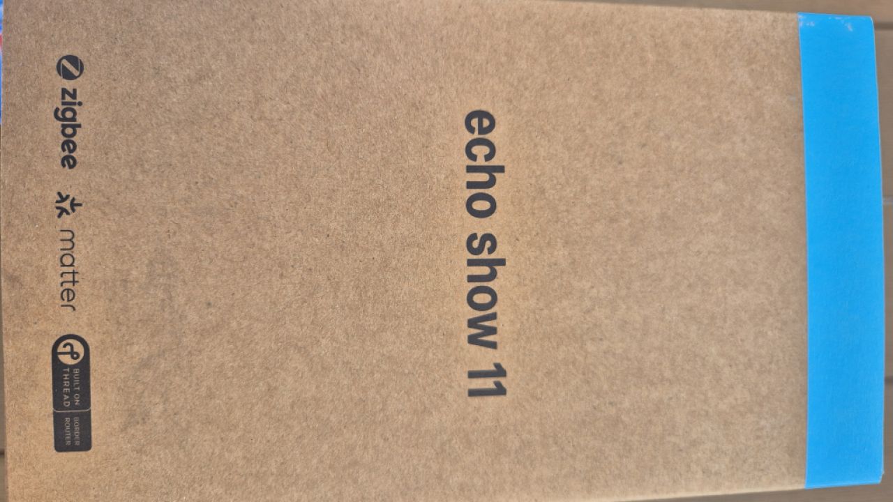 Amazon Echo Show 11 (latest generation) – 11-inch Full-HD display, 3D audio, White