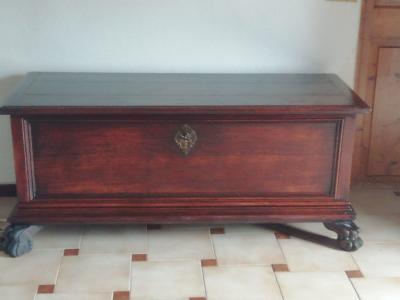 Cajonera de madera antigua - Cofre