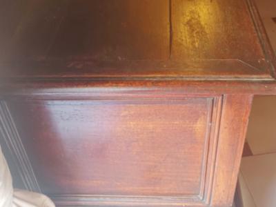 Cajonera de madera antigua - Cofre