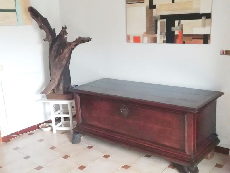 Cajonera de madera antigua - Cofre