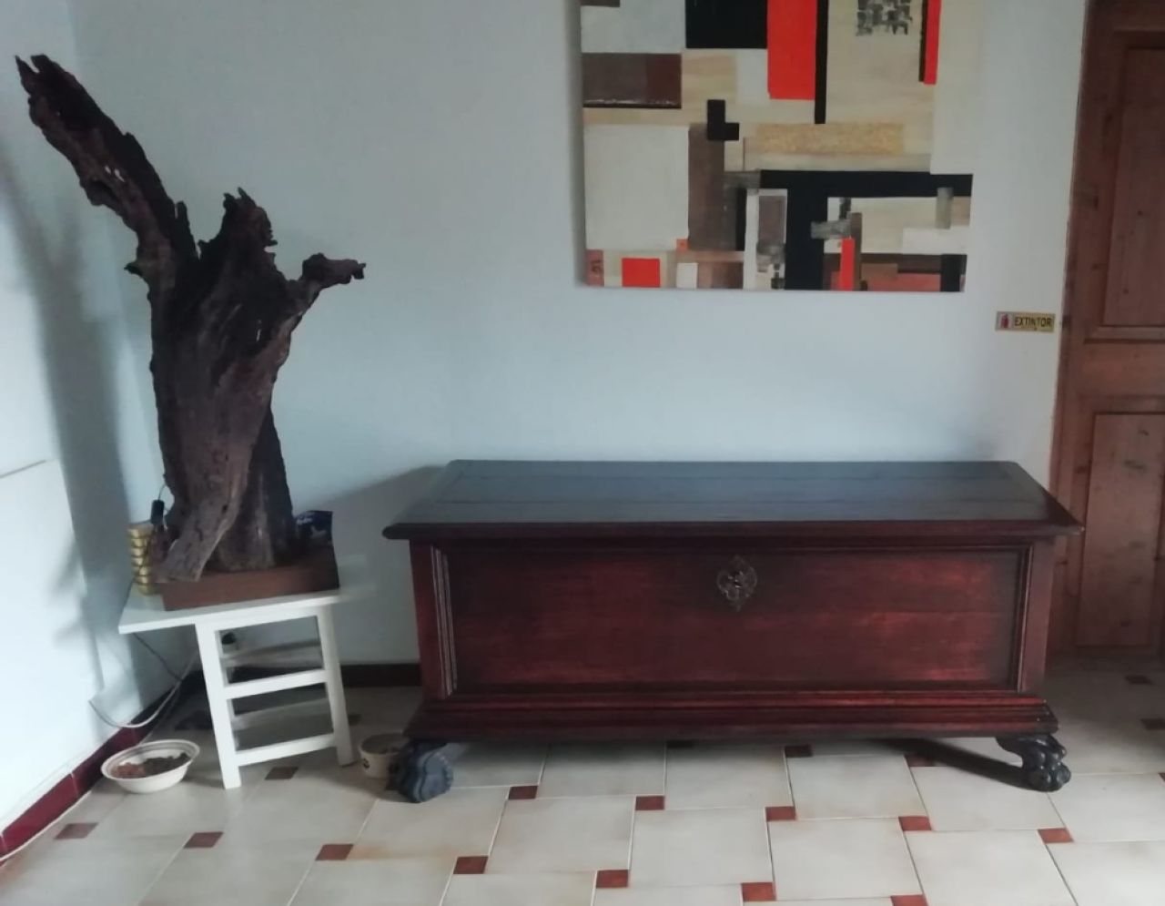 Cajonera de madera antigua - Cofre