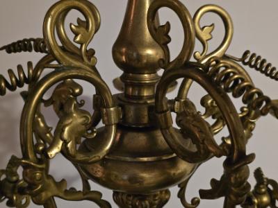 lámpara antigua de latón macizo