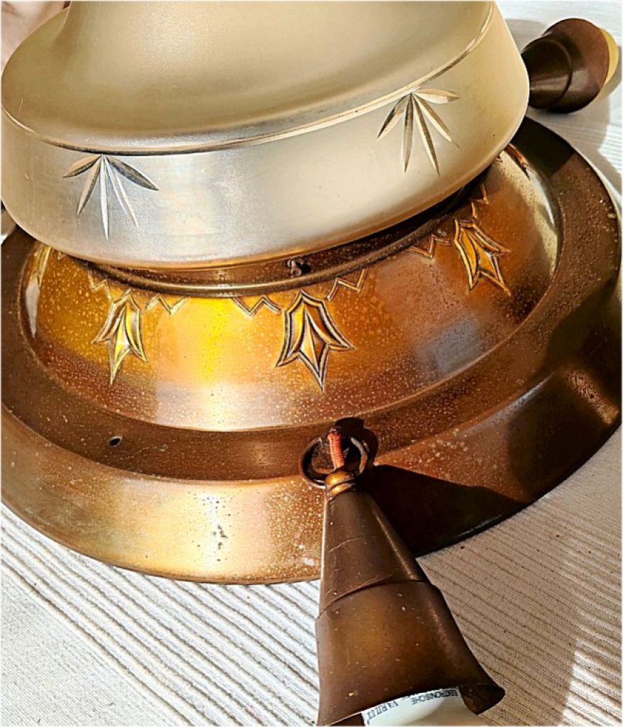 antigua, muy decorativa lámpara de techo, latón y cristal, Art Nouveau