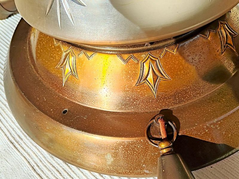 antigua, muy decorativa lámpara de techo, latón y cristal, Art Nouveau