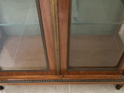 Antike Vitrine Louis XVI/ Neoklassizismus, Marmorplatte, ca.160 x 85 x 43 cm