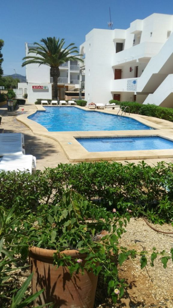 Apartamento para 2 Personas con Piscina Comunitaria en Cala Ferrera -- AP 10 FZ